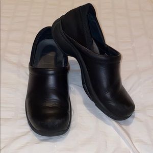 Dansko “Kelsey” Black Professional Clog EU 38